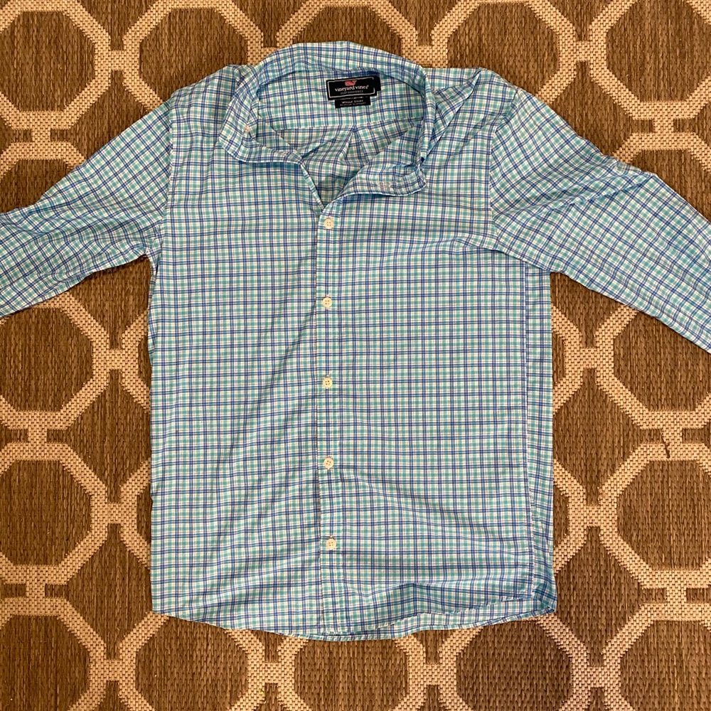 Vineyard vines preformance button up